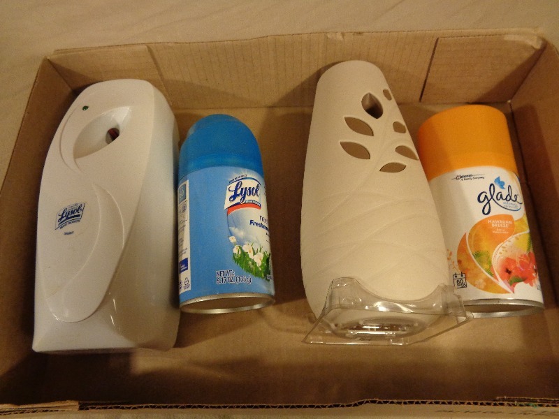 lot 106 image: Lysol and Glade Room Sprays