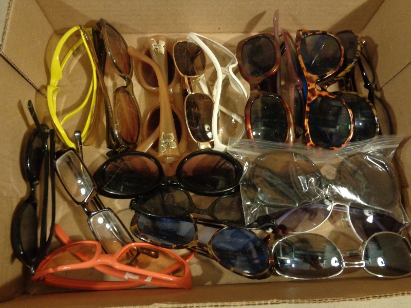 lot 127 image: Assorted Sunglasses