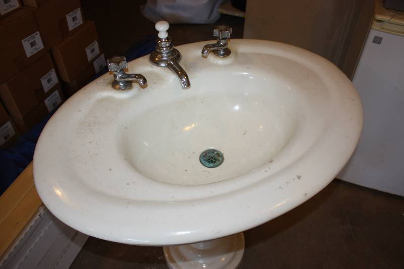 Antique Ceramic Grand Avenue Sink