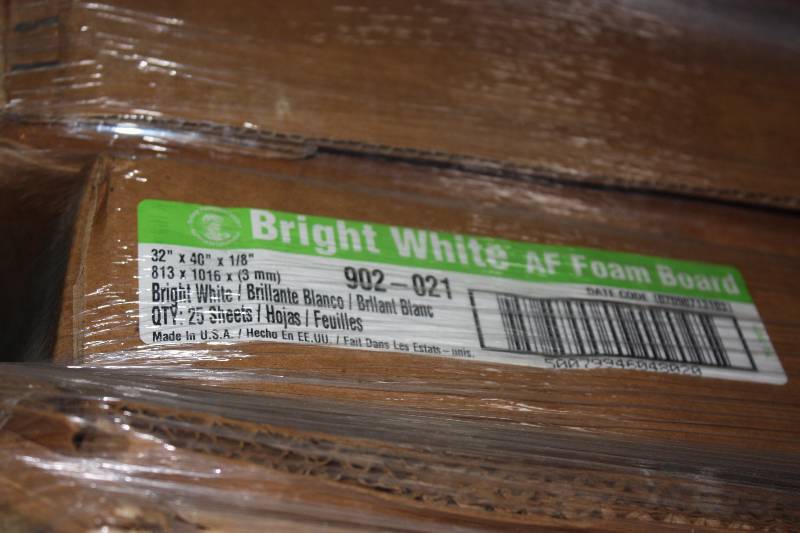 125 Sheets of 32 x 40 White Foam Core (5 Cases of 25 sheets each)