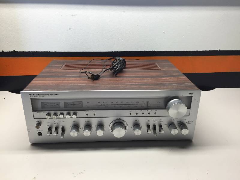 lot 1 image: MODULAR COMPONENT SYSTEMS STEREO RECEIVER