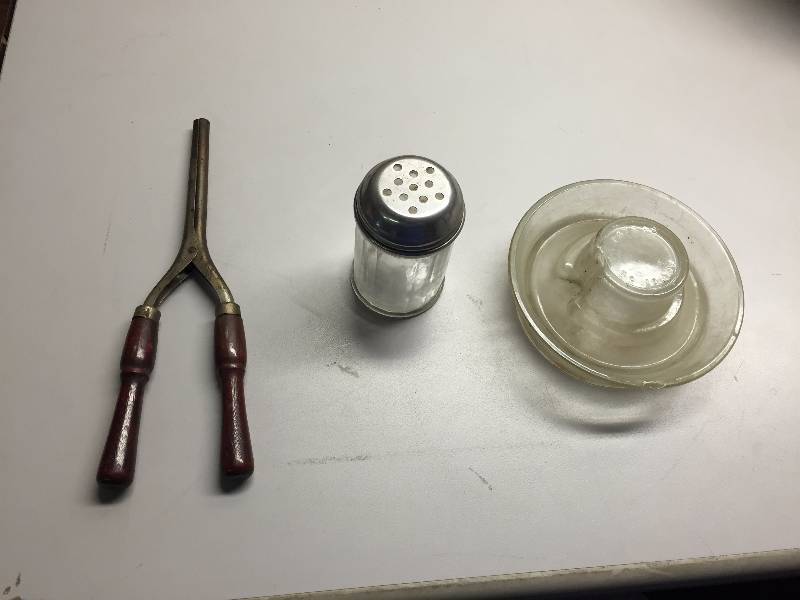 lot 18 image: VINTAGE TEA POTS, TOOTH PICK HOLDER AND HEATING POTS