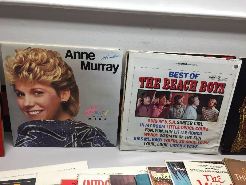 lot 47 image: VINTAGE ALBUMS