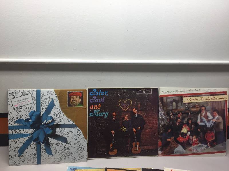 lot 53 image: VINTAGE ALBUMS
