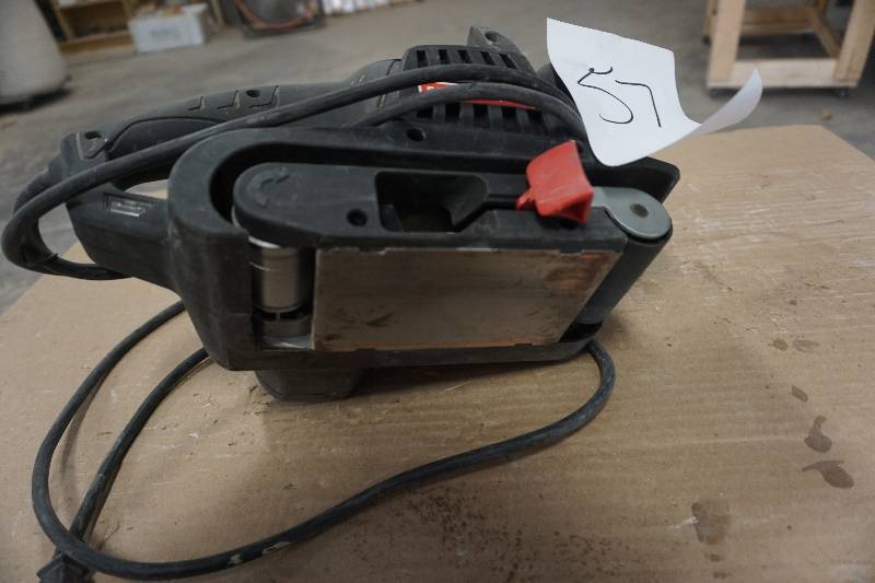 lot 57 image: Craftsman Belt Sander