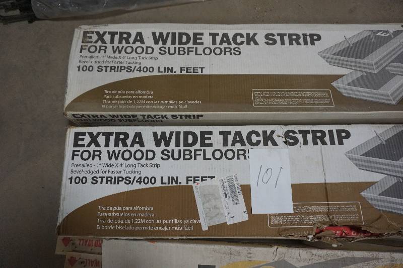 lot 101 image: 3 Boxes of Assorted Flooring Tack Strips