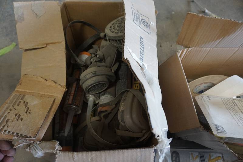 lot 118 image: Large Pallet of Assorted Hardware Items