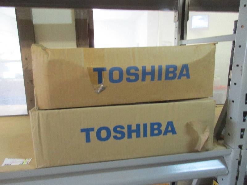 2 Toshiba DVDVCRs