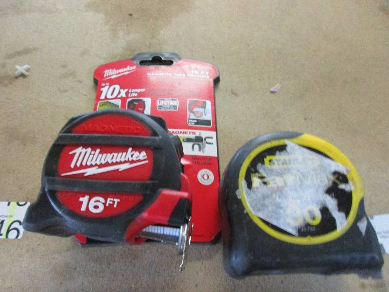 2 Tape measures