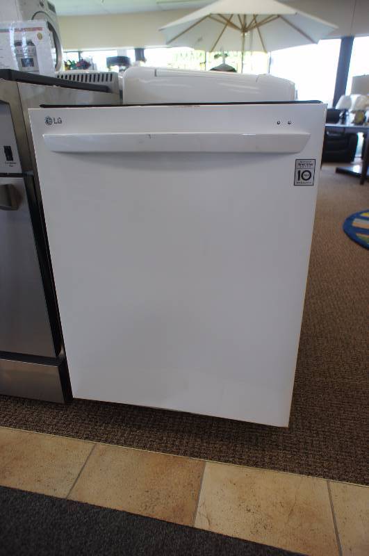 lot 7 image: LG Dishwasher Model # (LDF7774WW)
