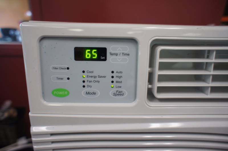 lot 8 image: New Norpole 14,250 BTU Window Air Conditioner