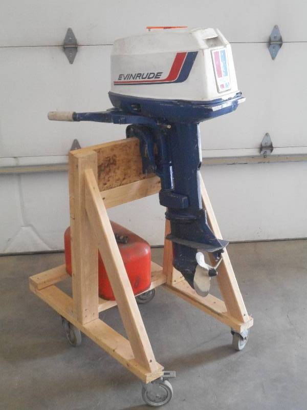 lot 11 image: Evinrude 25HP Long Shaft Outboard M...