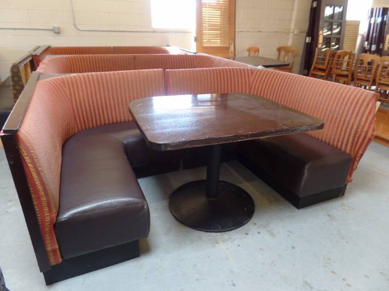 Half Circle Booth