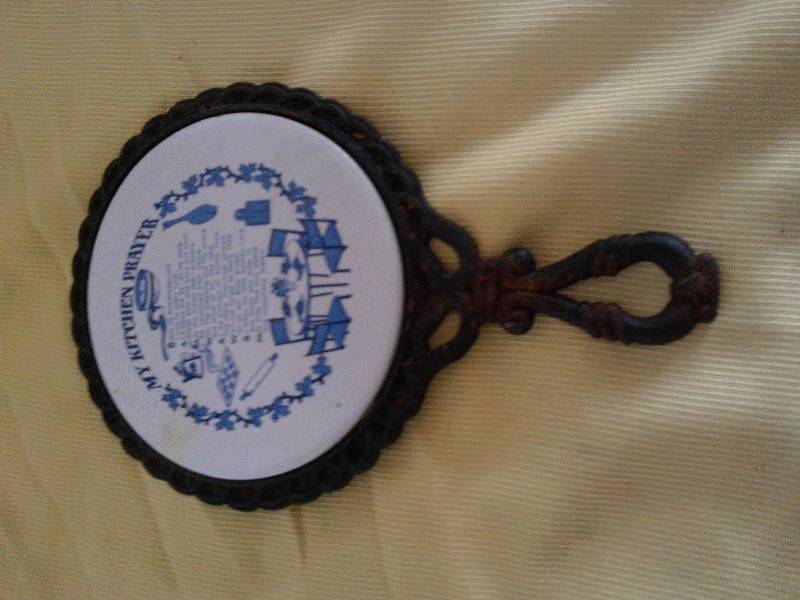 ANTIQUE CAST IRON TRIVET