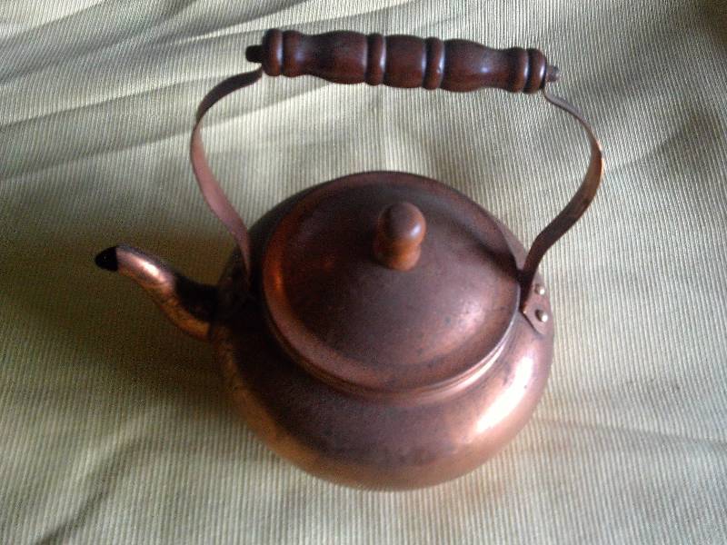 COLLECTIBLE COPPER TEAPOT