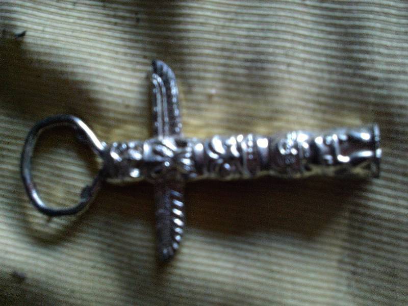 VINTAGE NATIVE AMERICAN BOTTLE OPENER