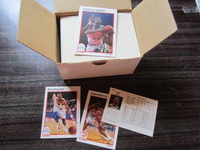 lot 211 image: NBA Hoops basketbal cards...
