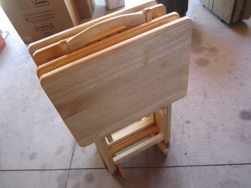 lot 30 image: 4 wood TV Trays on stand...