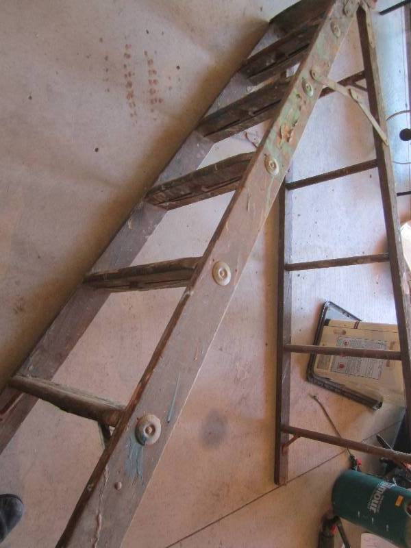 lot 55 image: Vintage 6 foot step ladder...