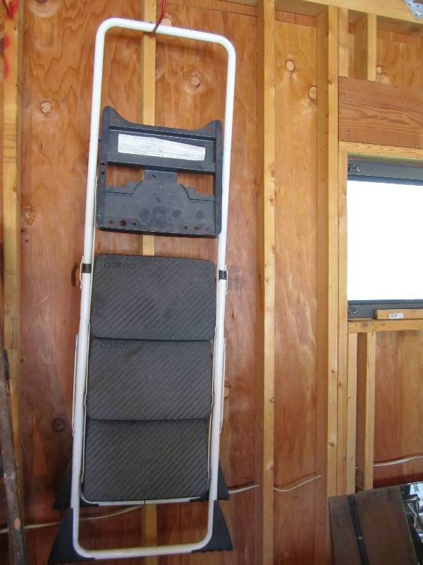 lot 56 image: Cosco 3 step ladder...