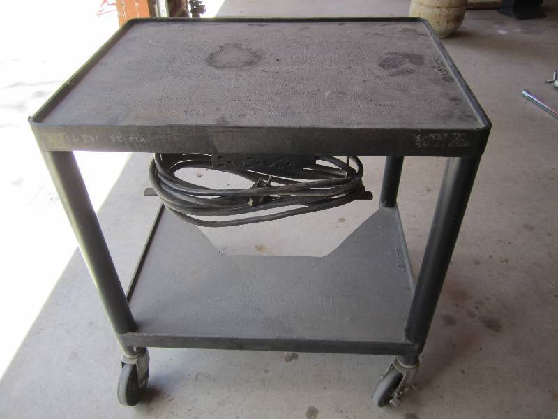 lot 95 image: Rolling plastic cart with power str...