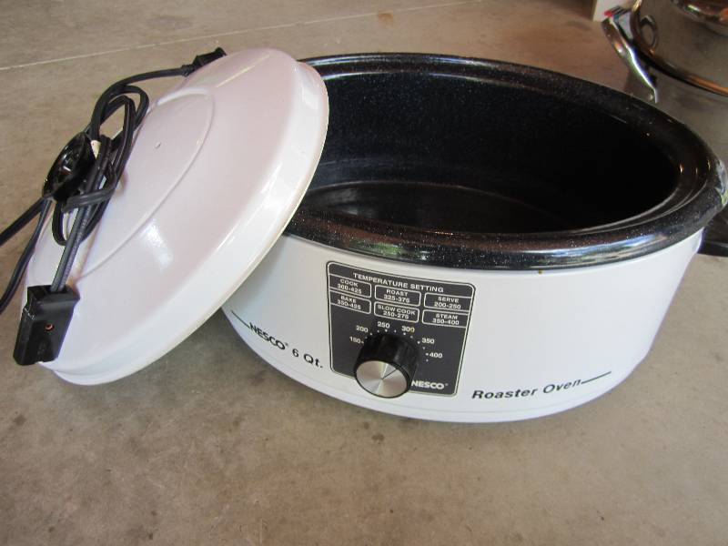 lot 104 image: Electric roaster...