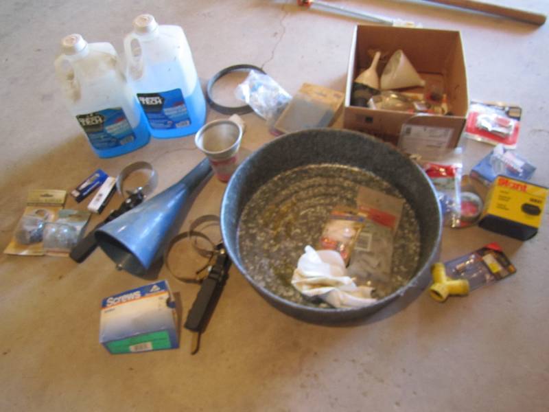 lot 144 image: Lot of automotive supplies...