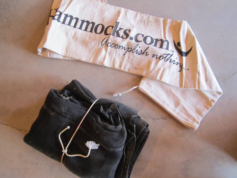 lot 149 image: Screen mesh and canvas bag...