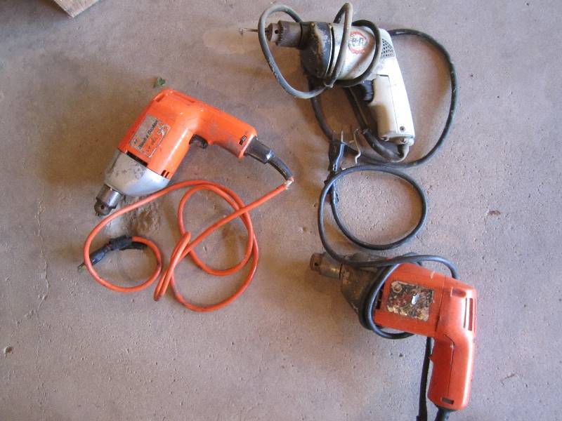 lot 164 image: 3 Drills...
