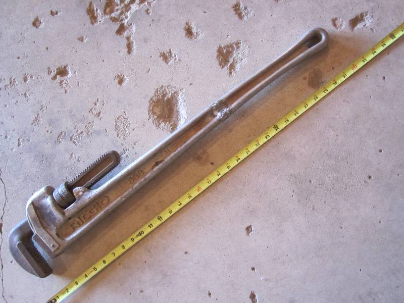 lot 168 image: Large Rigid pipe wrench...