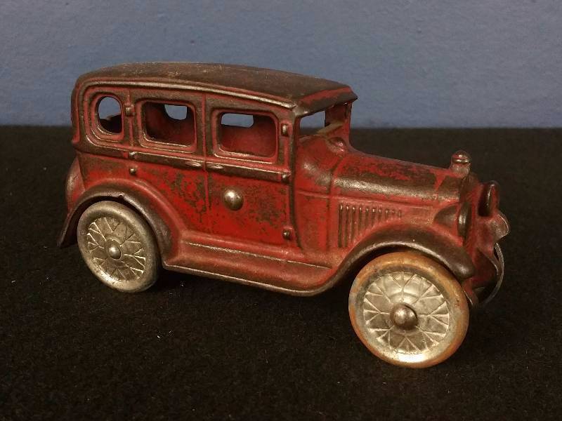 lot 5 image: 1920s A C Williams Taxi - Cast Iron