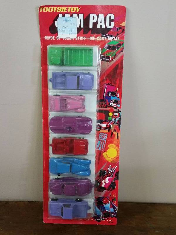 lot 34 image: Rare Tootsietoy Jam Pac Unopened Vehicles