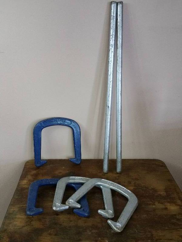 lot 39 image: Competitor Horseshoe Set