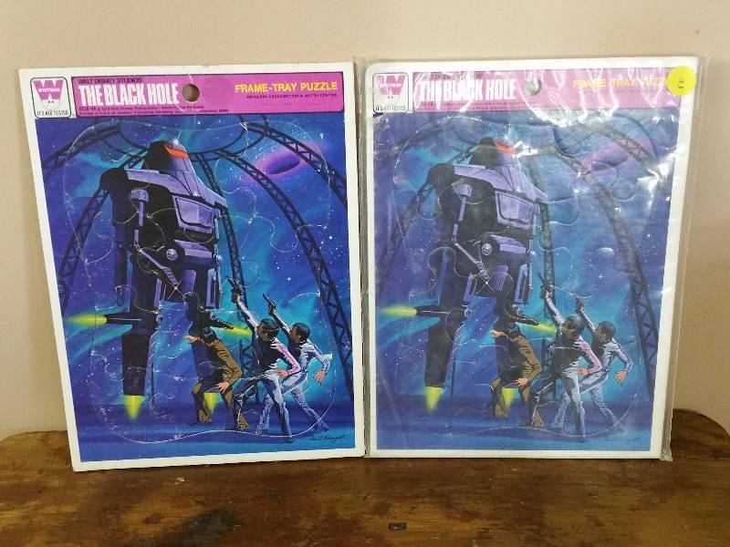 lot 53 image: 1979 The Black Hole Walt Disney Tray Puzzle x2