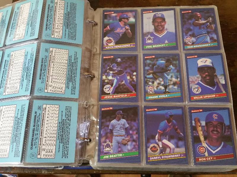 lot 59 image: 1986 Donruss Baseball Card Set