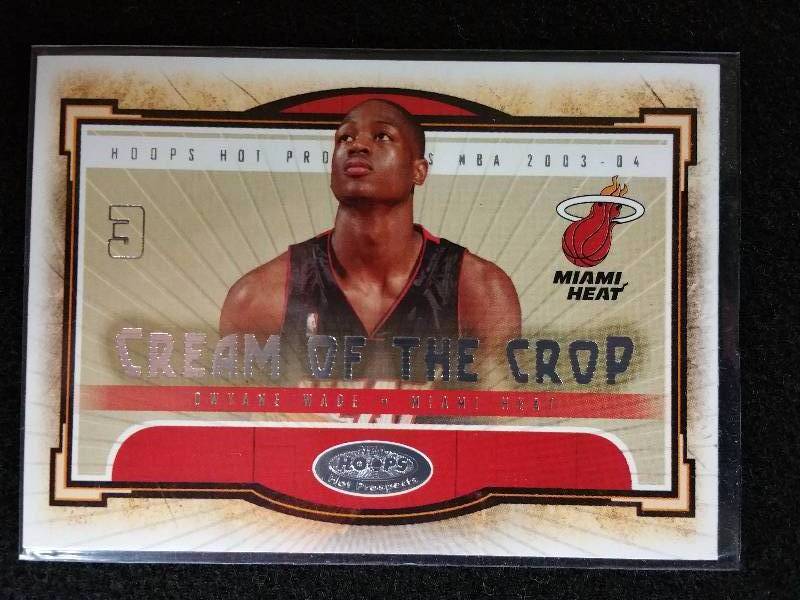 lot 67 image: Dwayne Wade 03 - 04 Fleer Rookie Card
