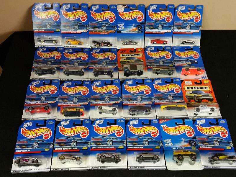 lot 92 image: 24 Unopened 1990s  2000s Hotwheels in the Original Packaging