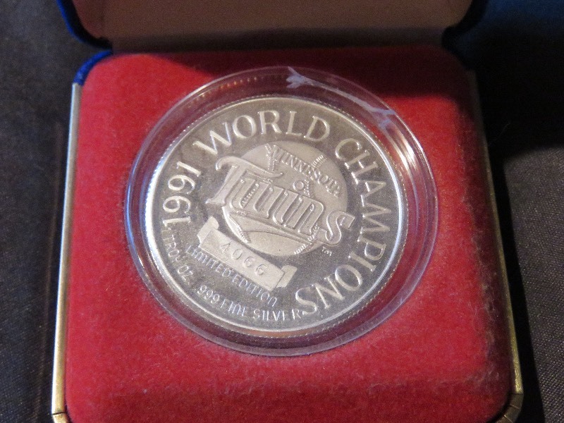 Twins Coin