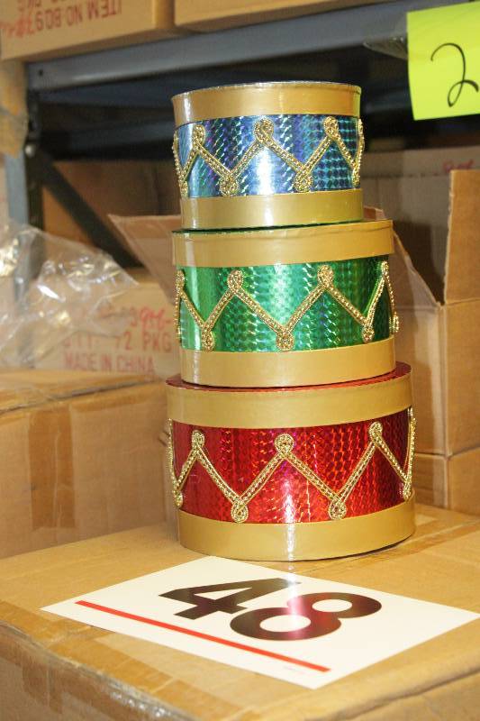 3 cases of 16 Glossy Drum Nested sets of 3 Gift Box