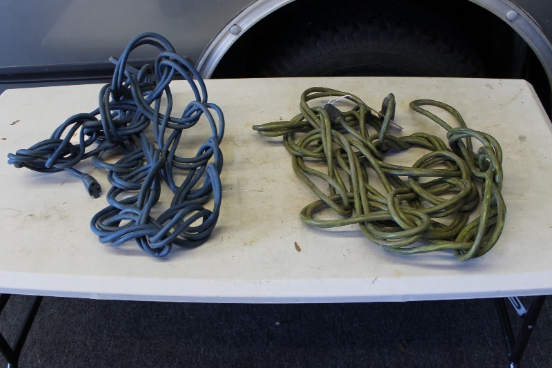lot 39 image: (2) Extension Cords