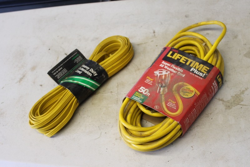 lot 40 image: (2) 50 Extension Cords (NEW)