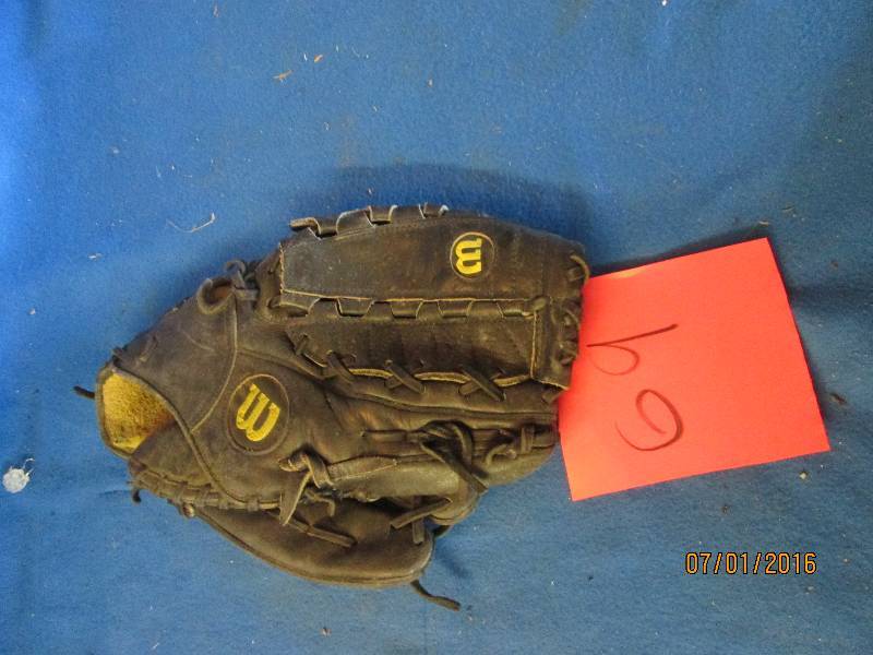 wilson Baseball Gove  ...