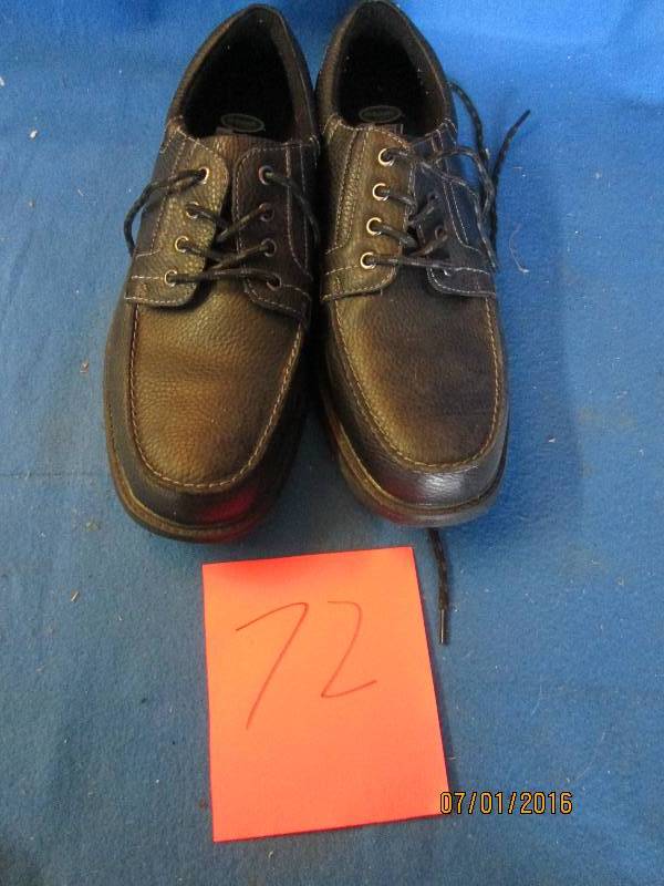 mens DrScholls Dress shoes Size 10....
