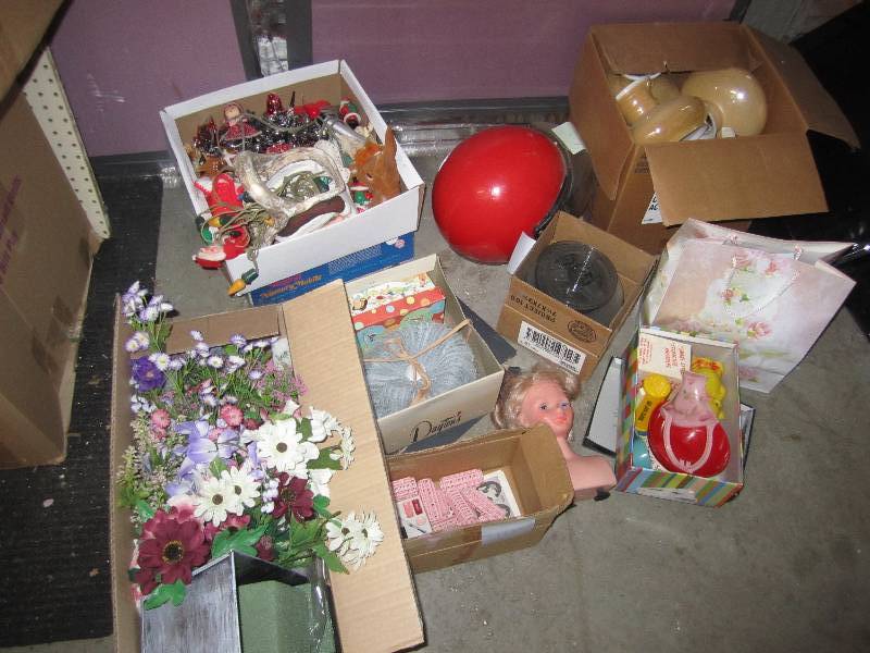 Lot of vintage toys, holiday, beaut...
