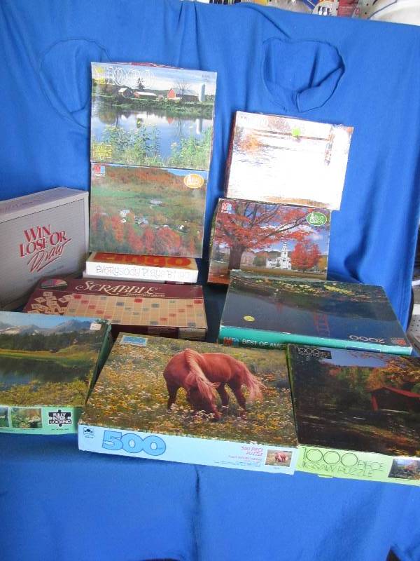 Lot of board games and puzzles...