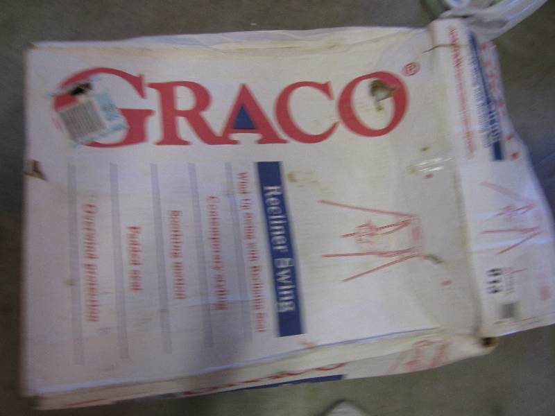 Graco baby swing...