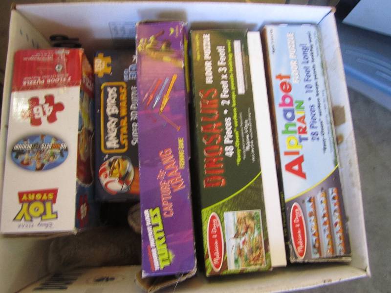 Box of puzzles toy story angry bird...