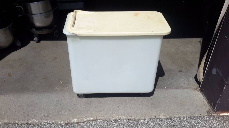 Plastic Tub