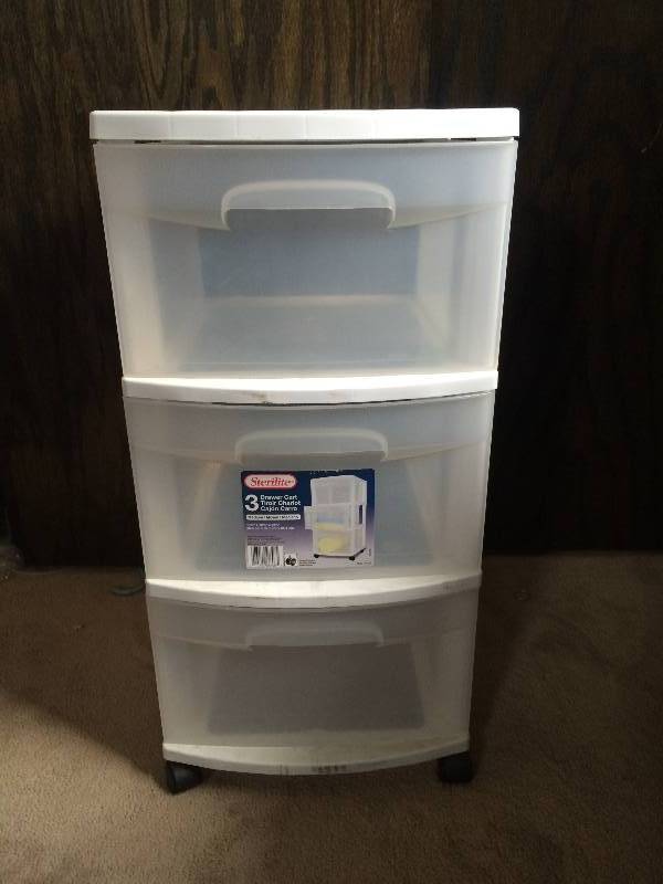 lot 10 image: Storage Cart