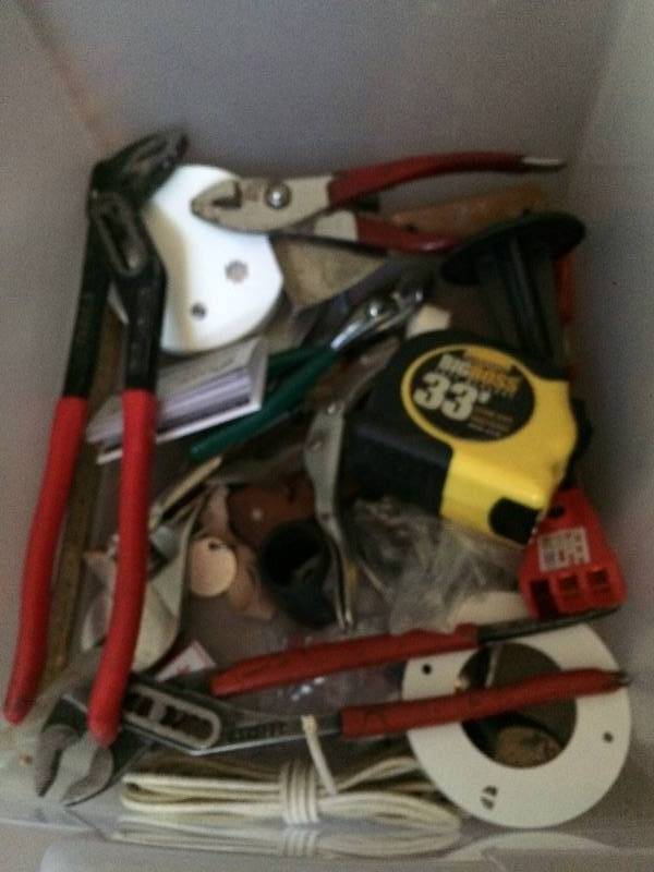 lot 73 image: Storage Cart with Tools